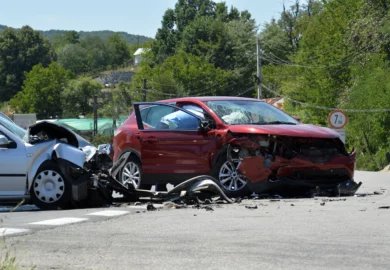 Tazewell Co, IL - Woman Dies in Semi-Truck Collision on I-74 at Pinecrest Dr